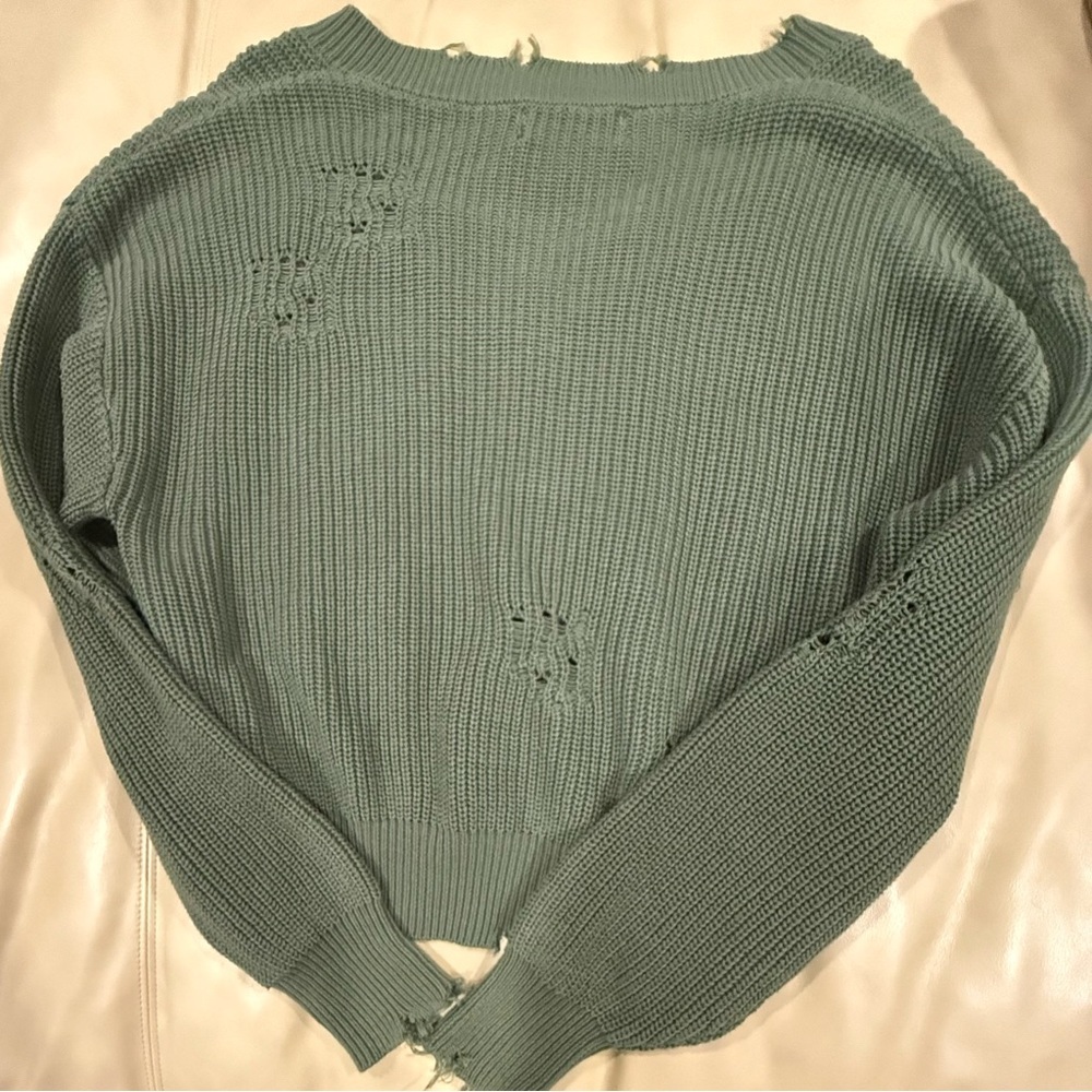 SER.O.YA XS Syd Distressed V Neck Sweater EUC - Picture 6 of 6